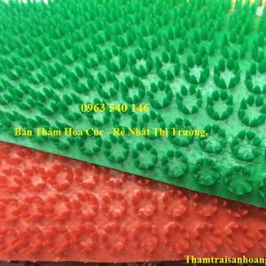 màu sắc thảm nhựa gai cúc đa dạng.