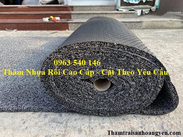 Thảm nhựa rối đế đinh dạng cuộn 1,2m x 9m