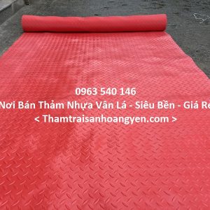 Thảm nhựa hình thoi vân lá màu đỏ